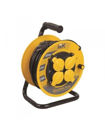 УК50 4 места, 50м (WKP15-16-04-50-44). Удлинитель на катушке Industrial plus. IEK в Арзамасе